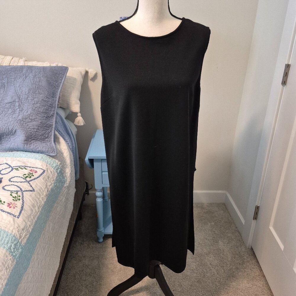 New with Tags Unique St John Caviar Tunic - Dress length silk side panels sz L